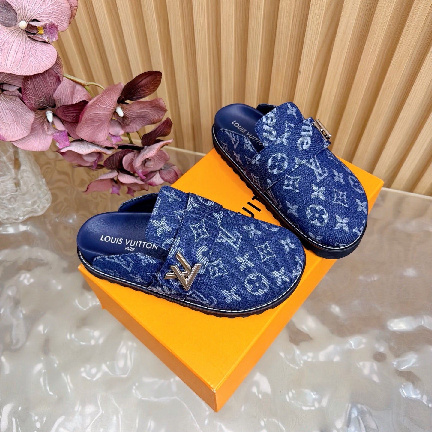 Slippers
