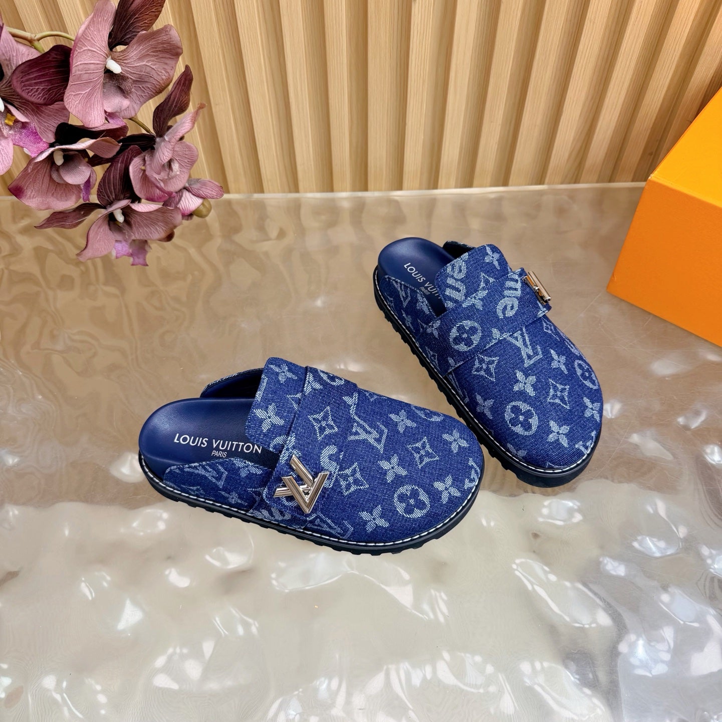 Slippers