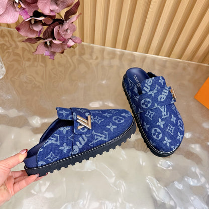 Slippers