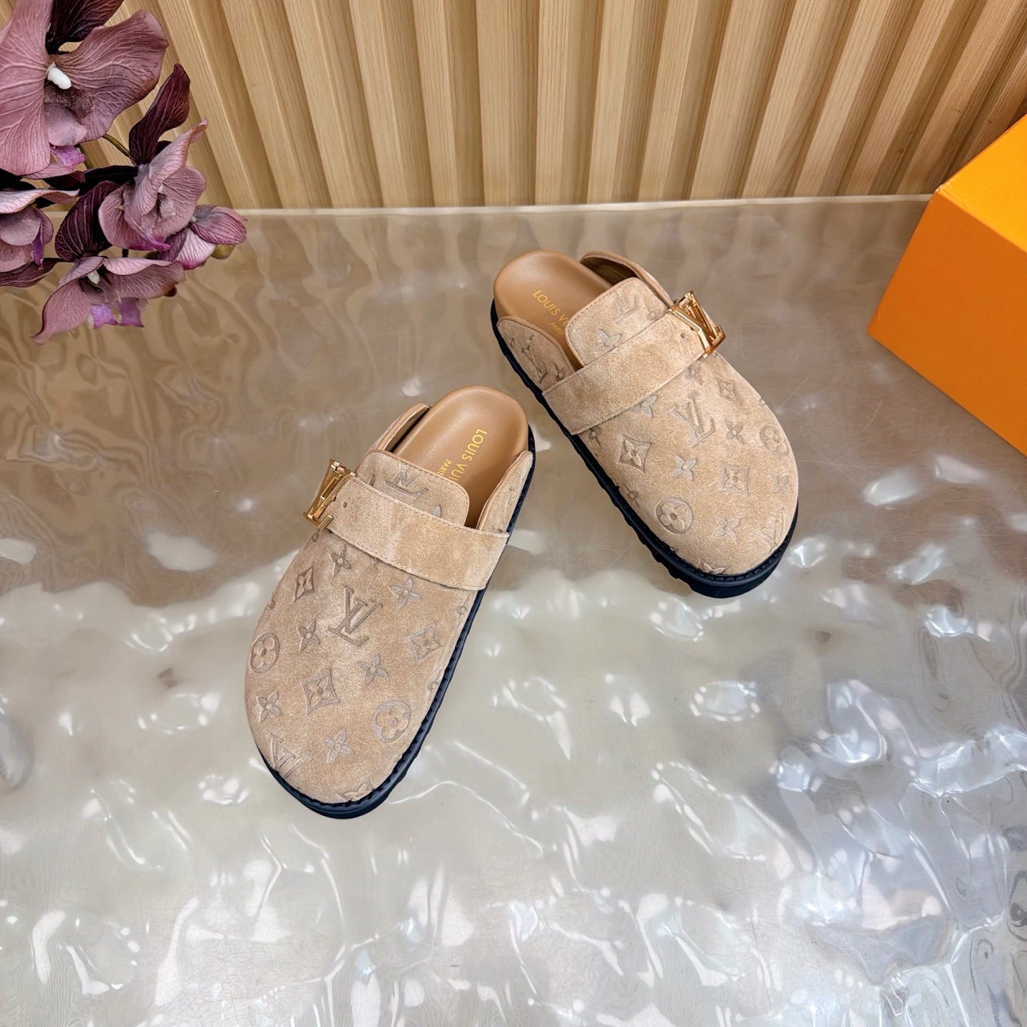 Slippers