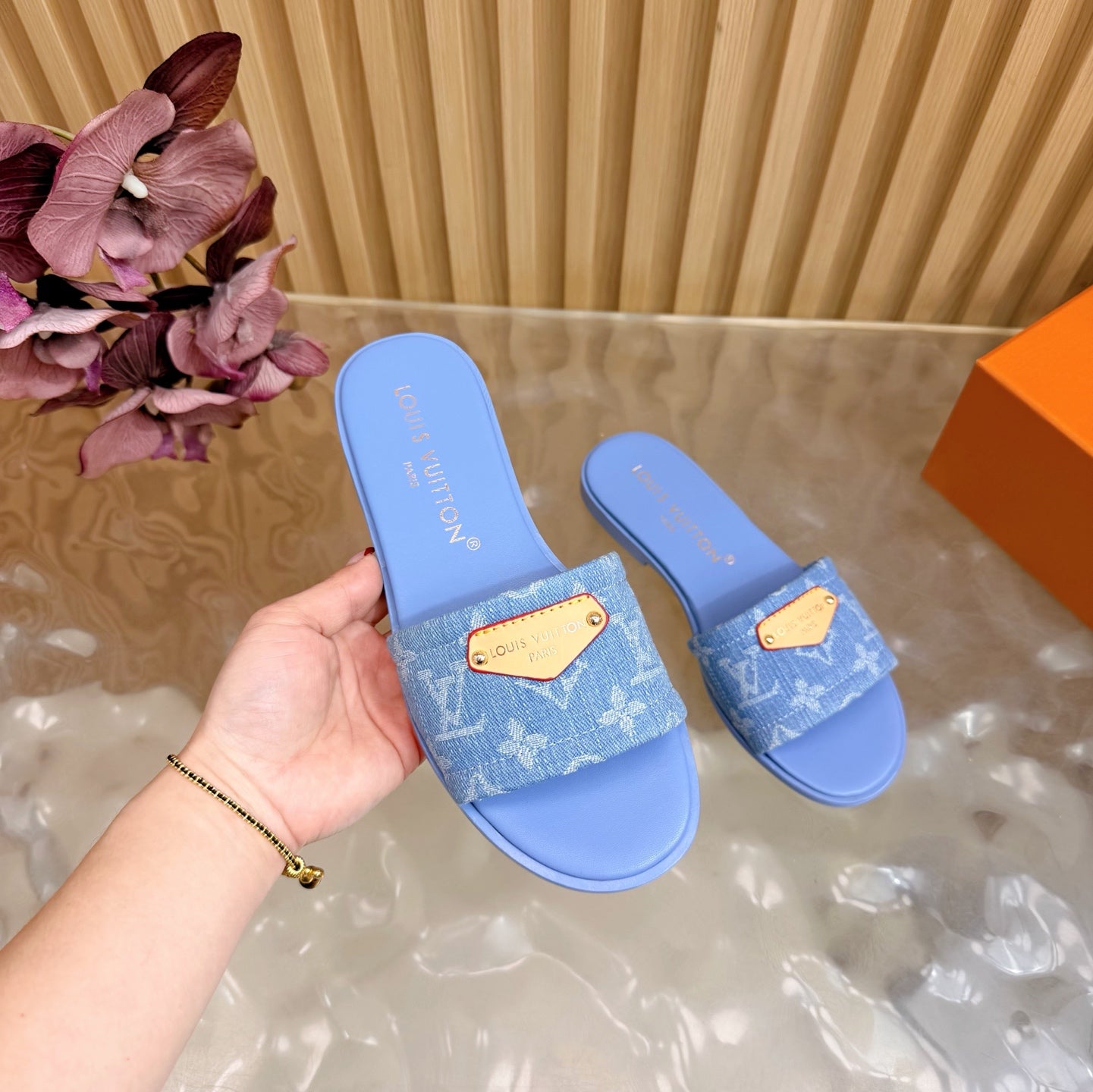Slippers