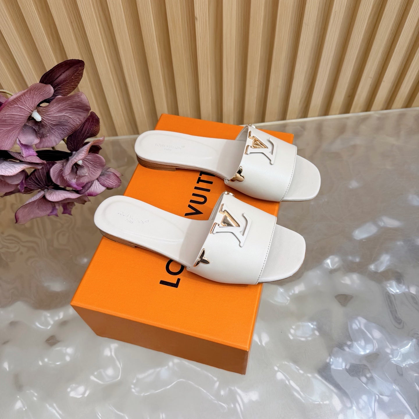 Slippers