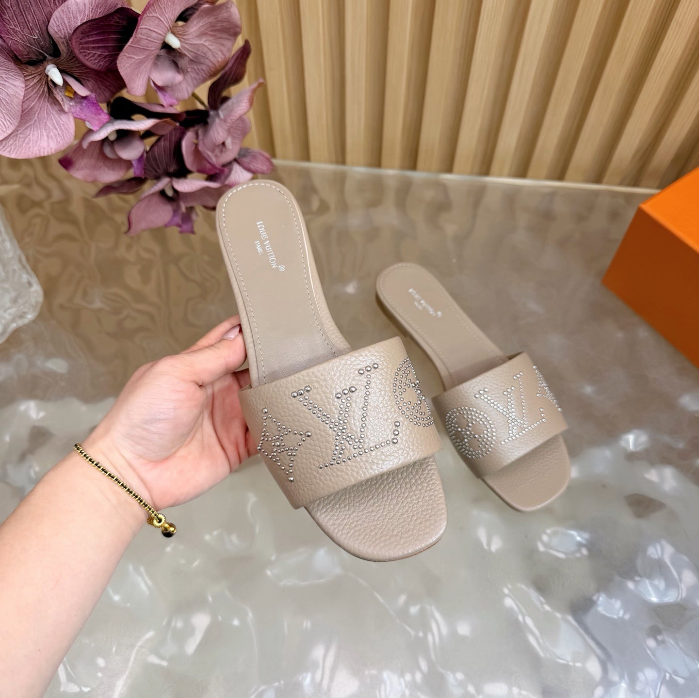 Slippers