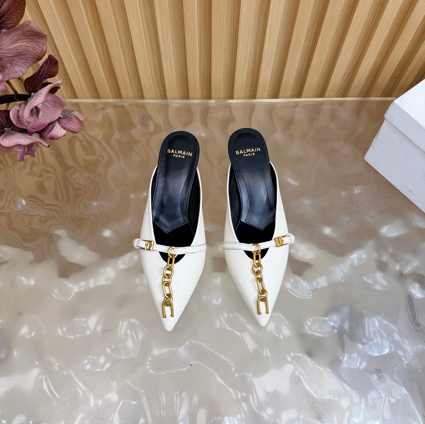 Slippers