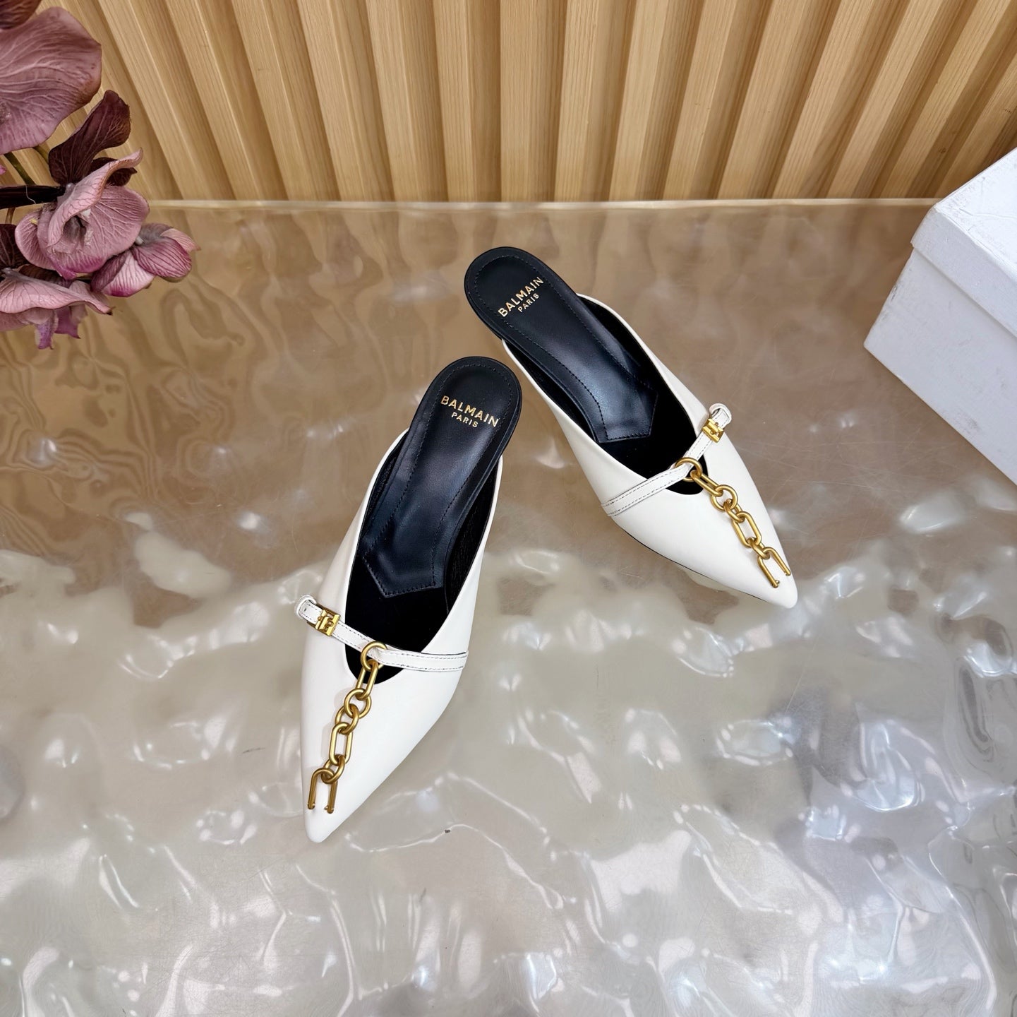 Slippers