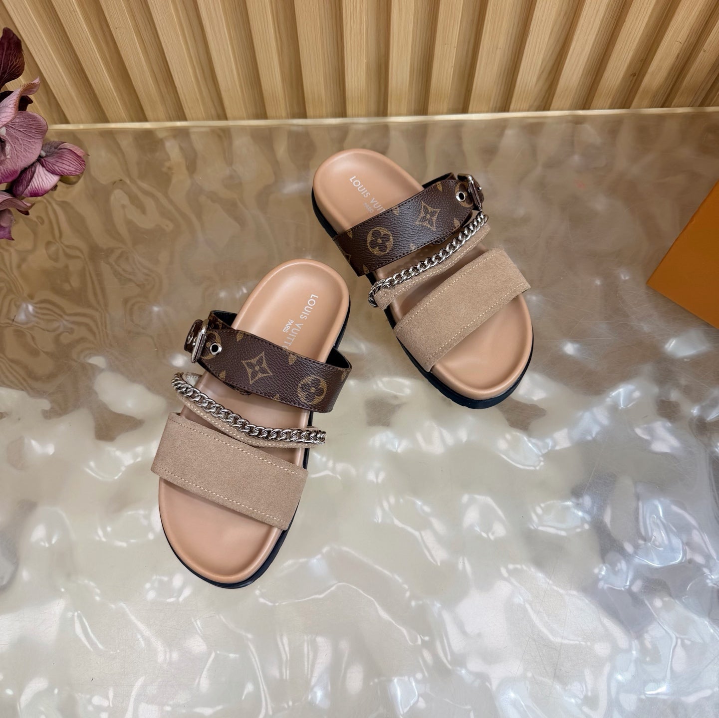 Slippers