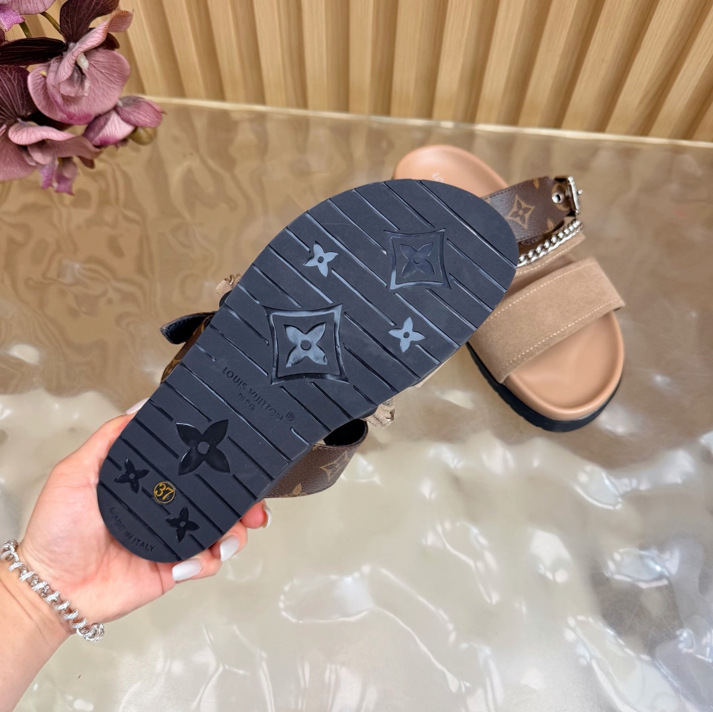Slippers