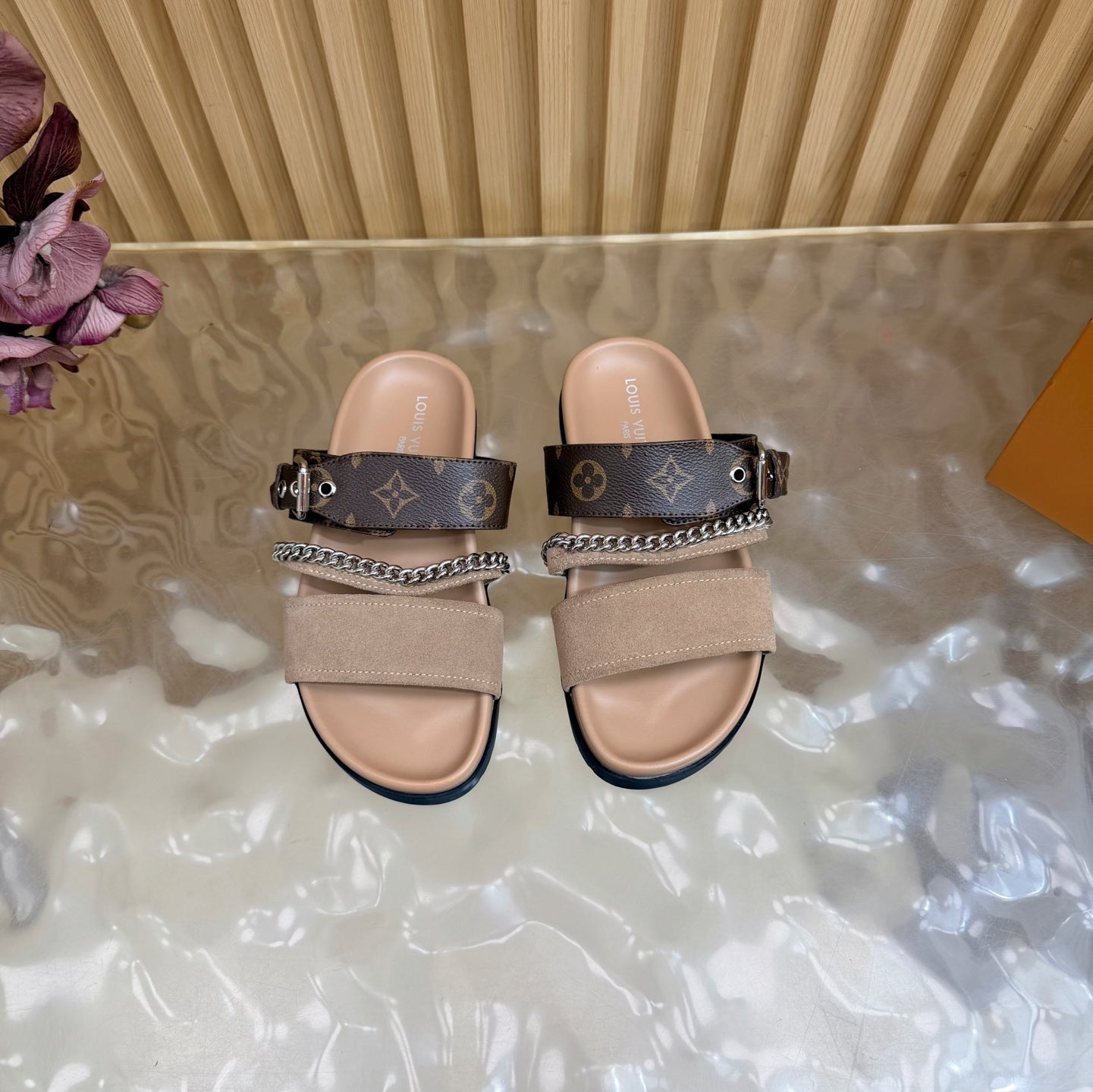 Slippers