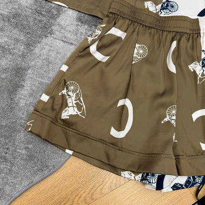 Short sleeve shirt+ Shorts