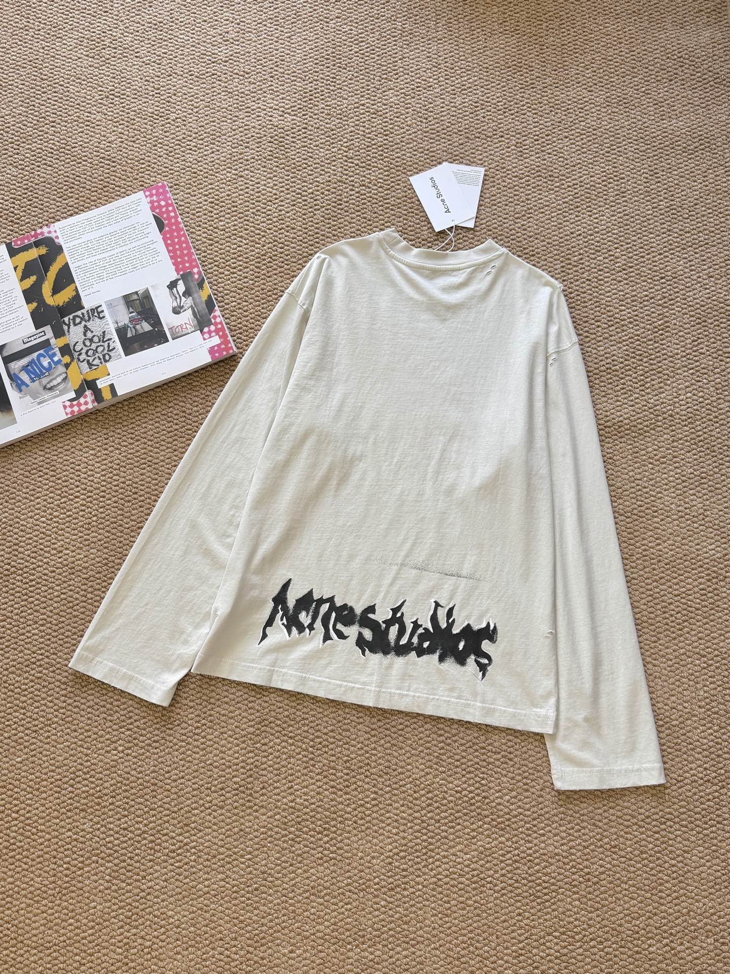 Long sleeve shirt