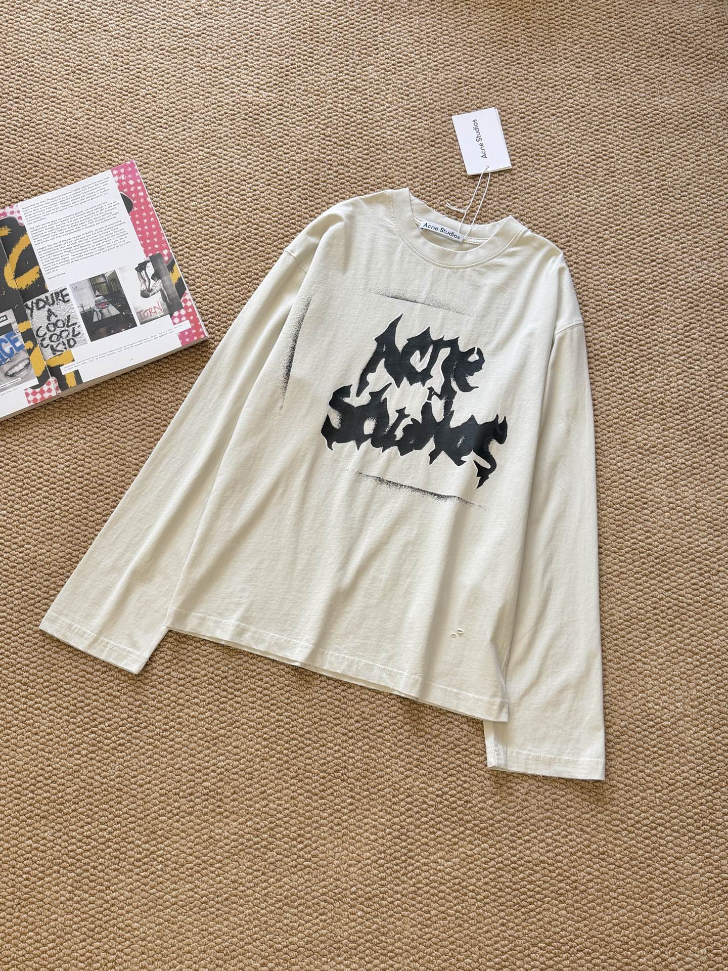 Long sleeve shirt
