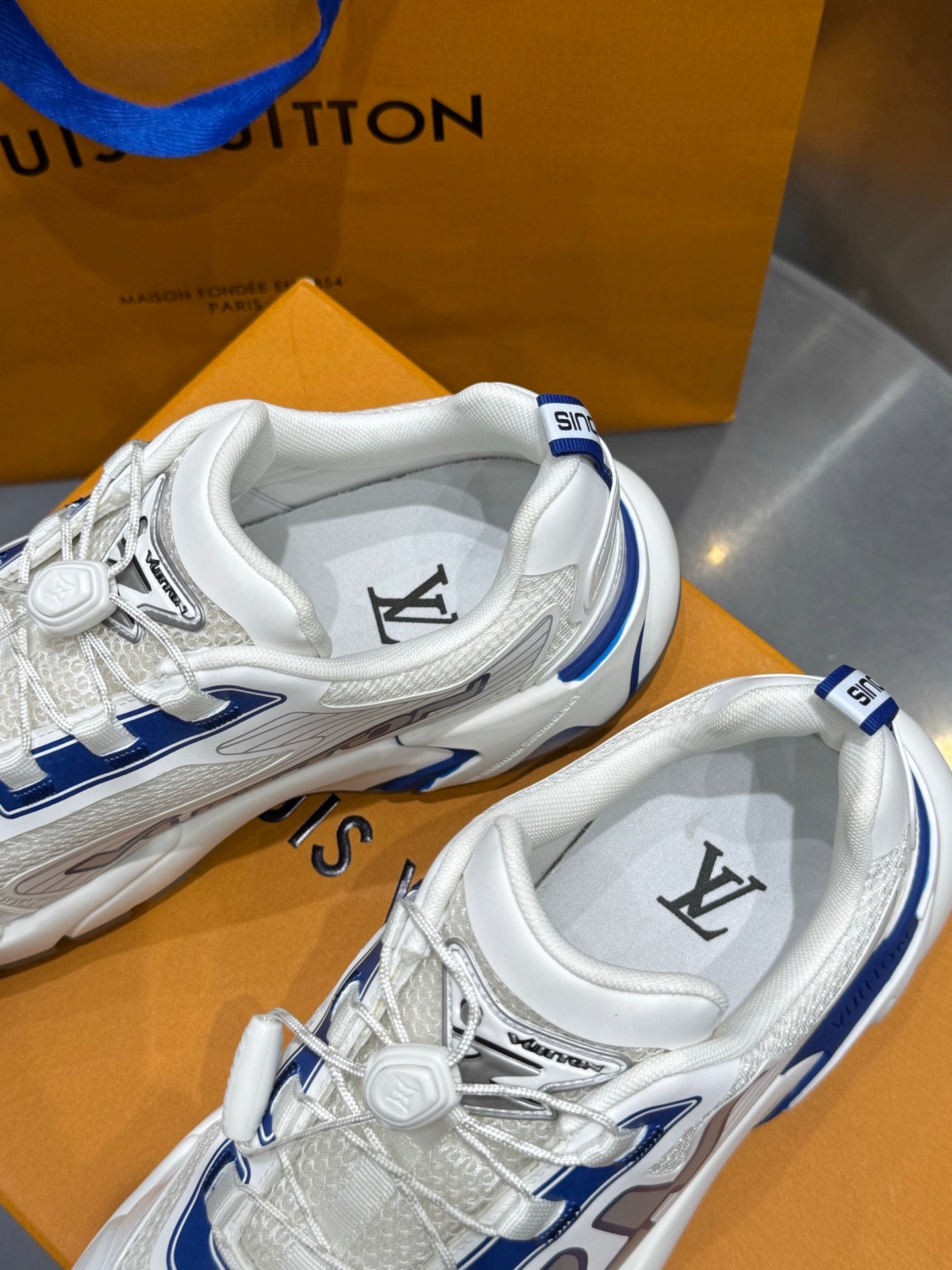 Sneakers