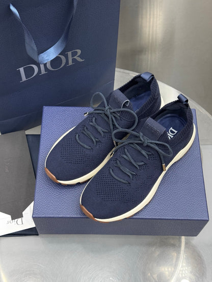 B80 Sneakers