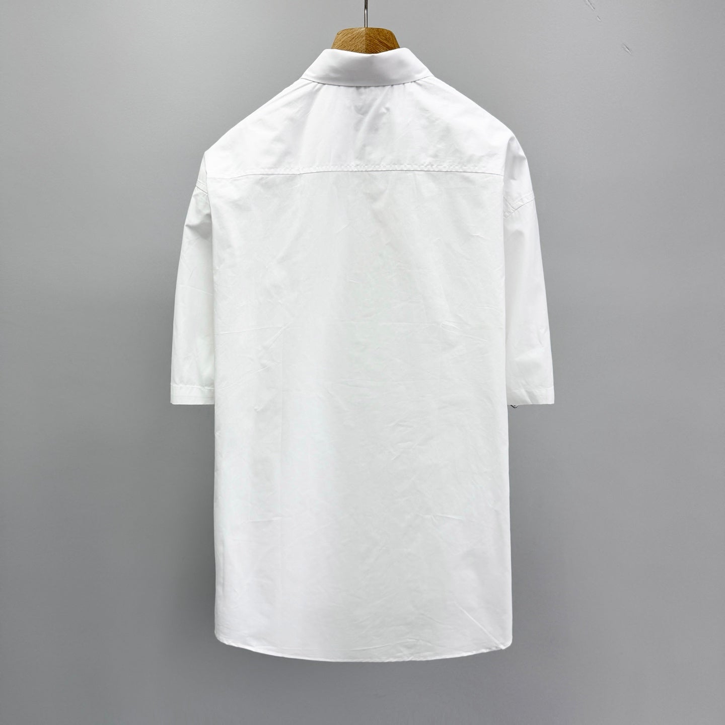 Short sleeve shirt