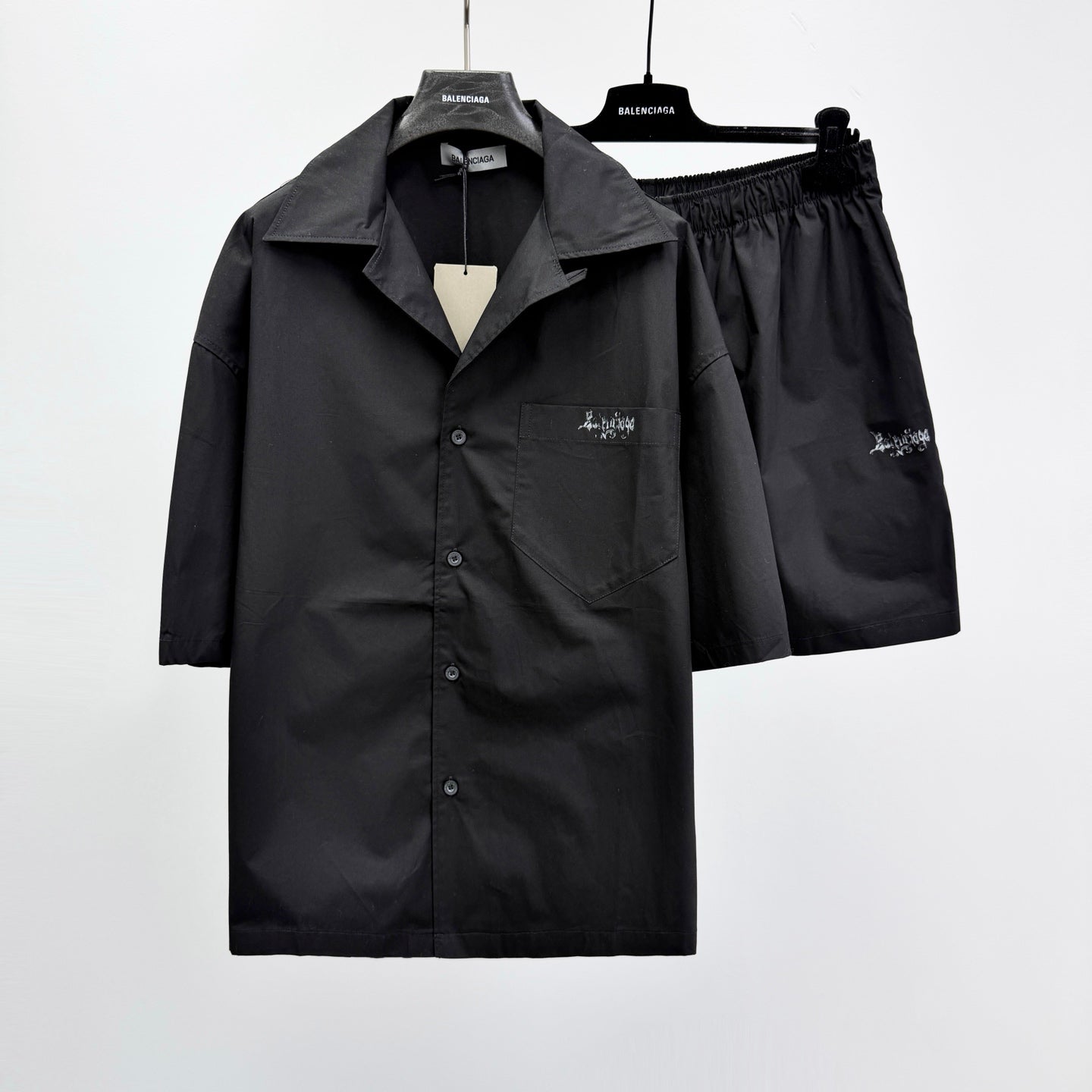 Short sleeve shirt