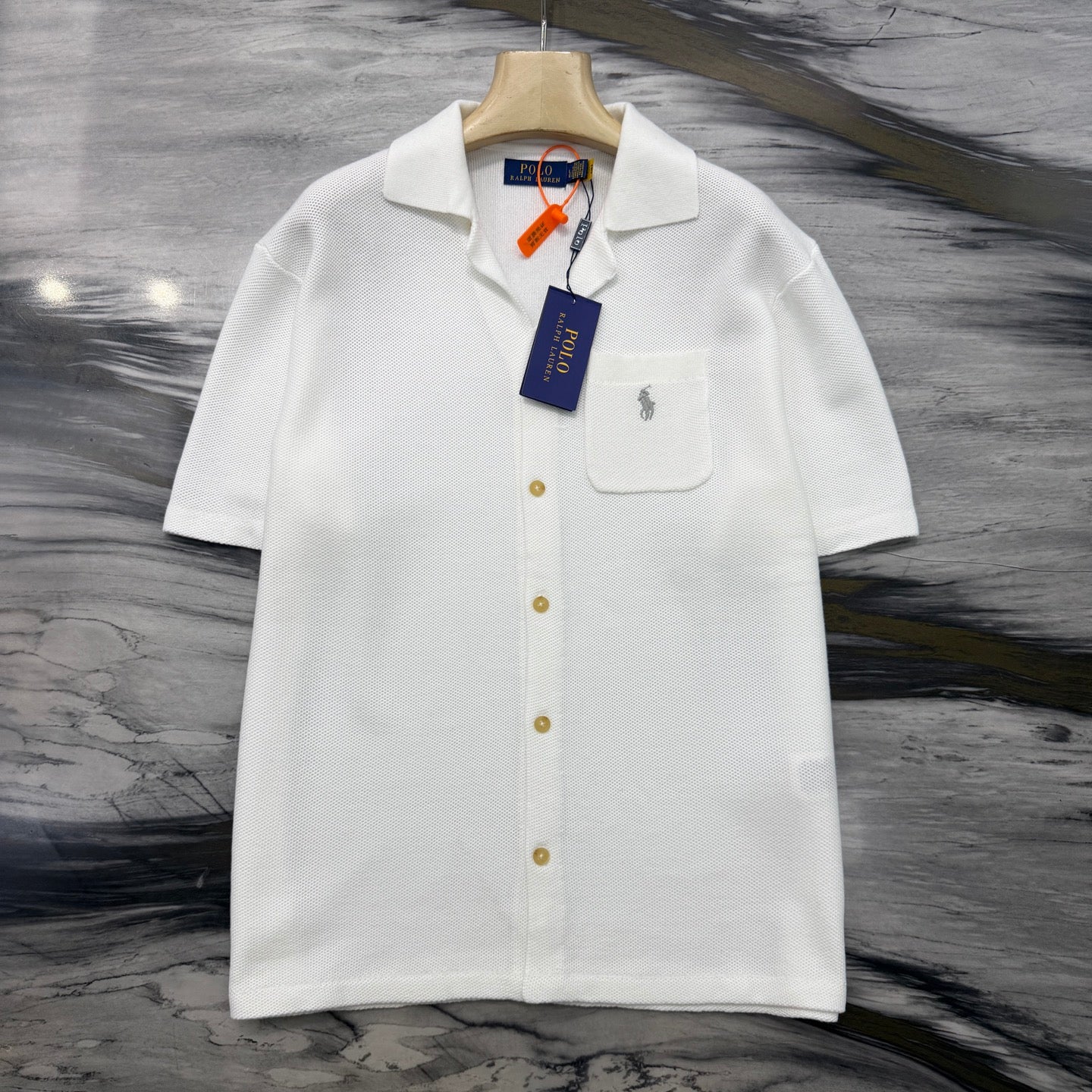 Short sleeve shirt