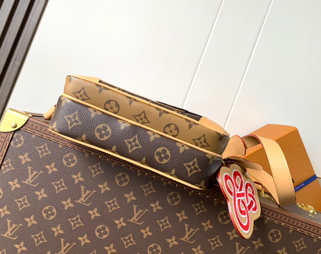 Shoulder Bag