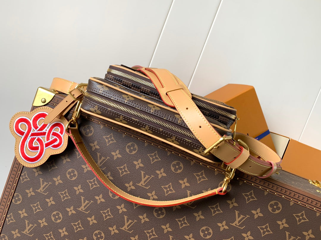 Shoulder Bag