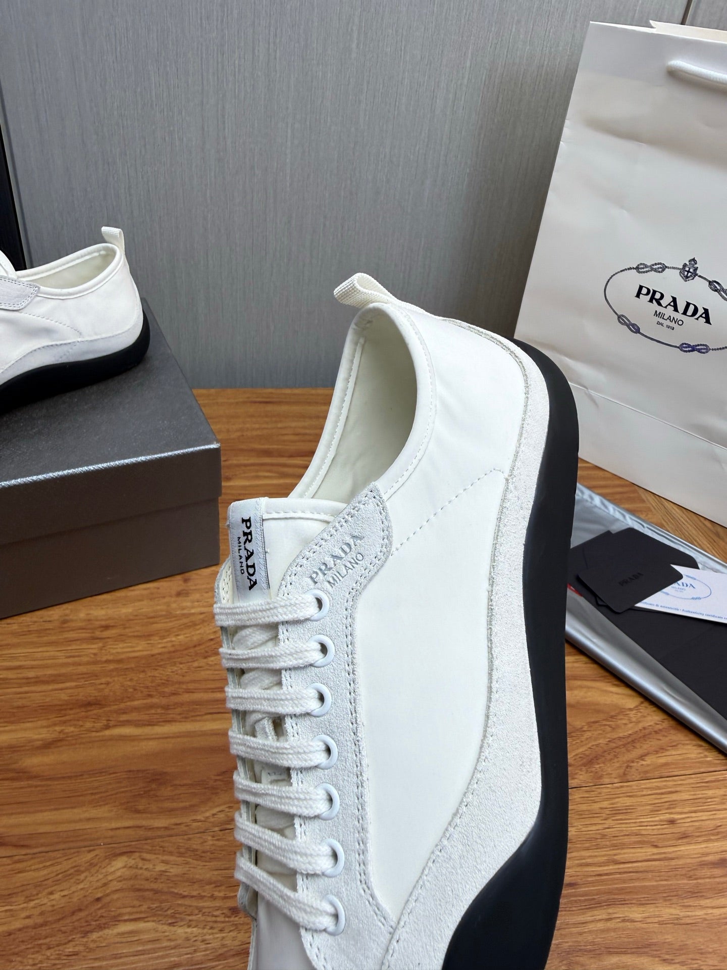 Sneakers