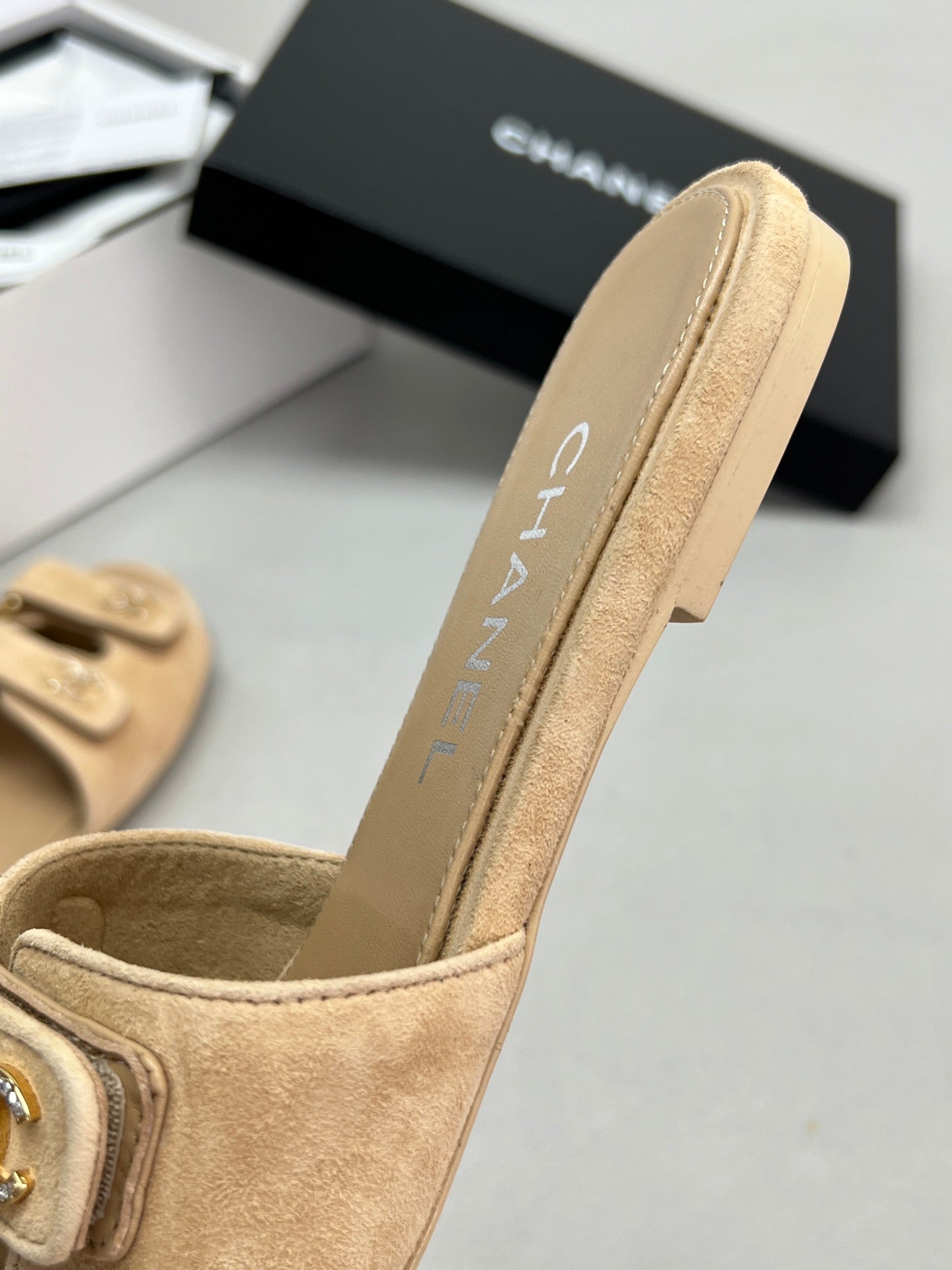 Slipper