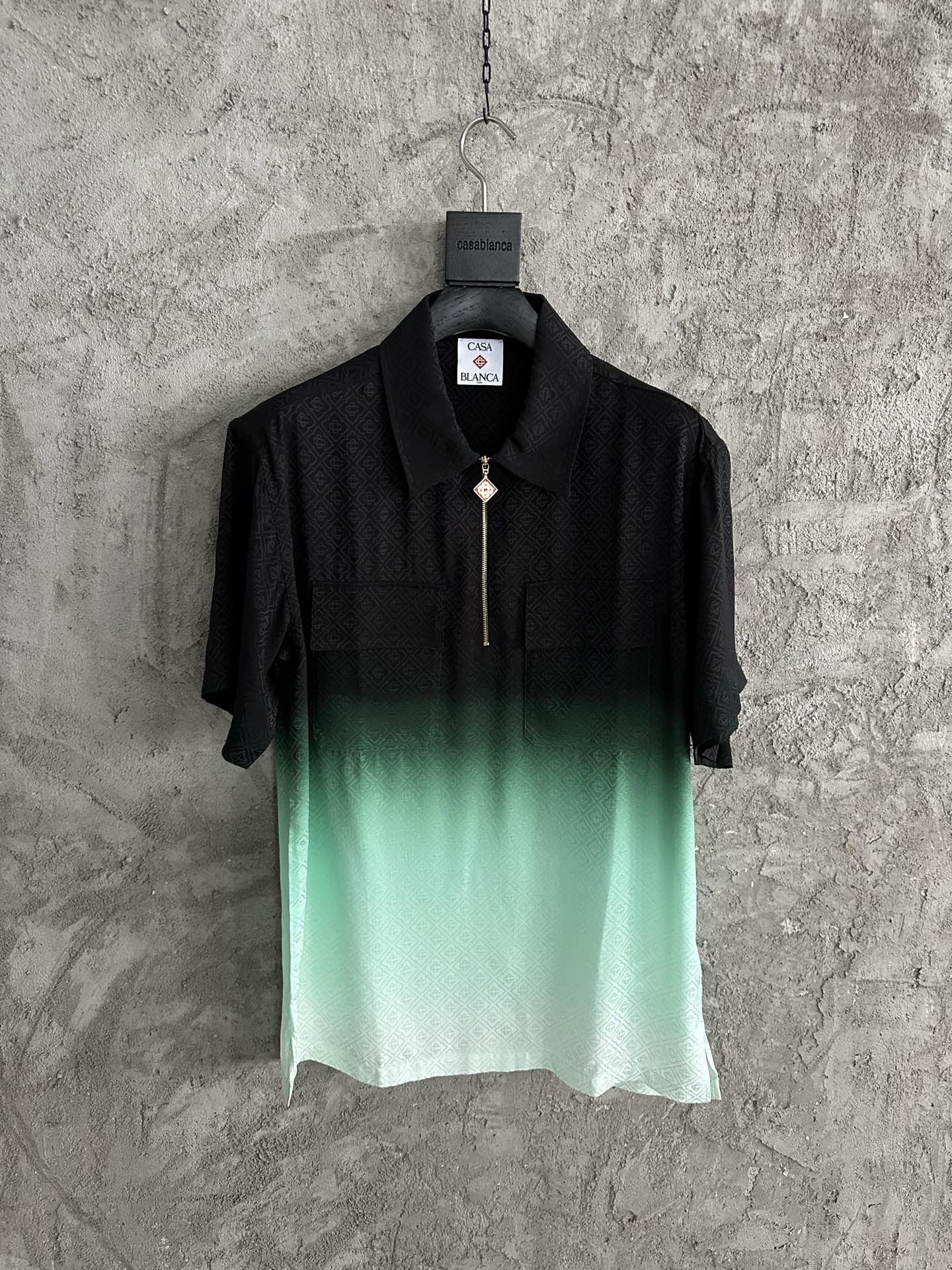 Short sleeve shirt