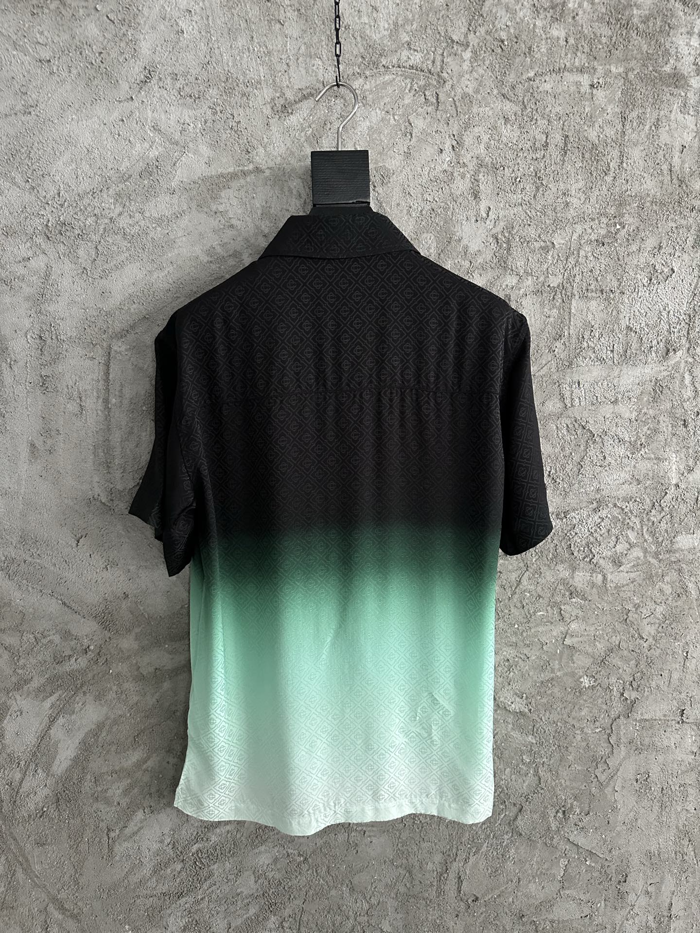 Short sleeve shirt