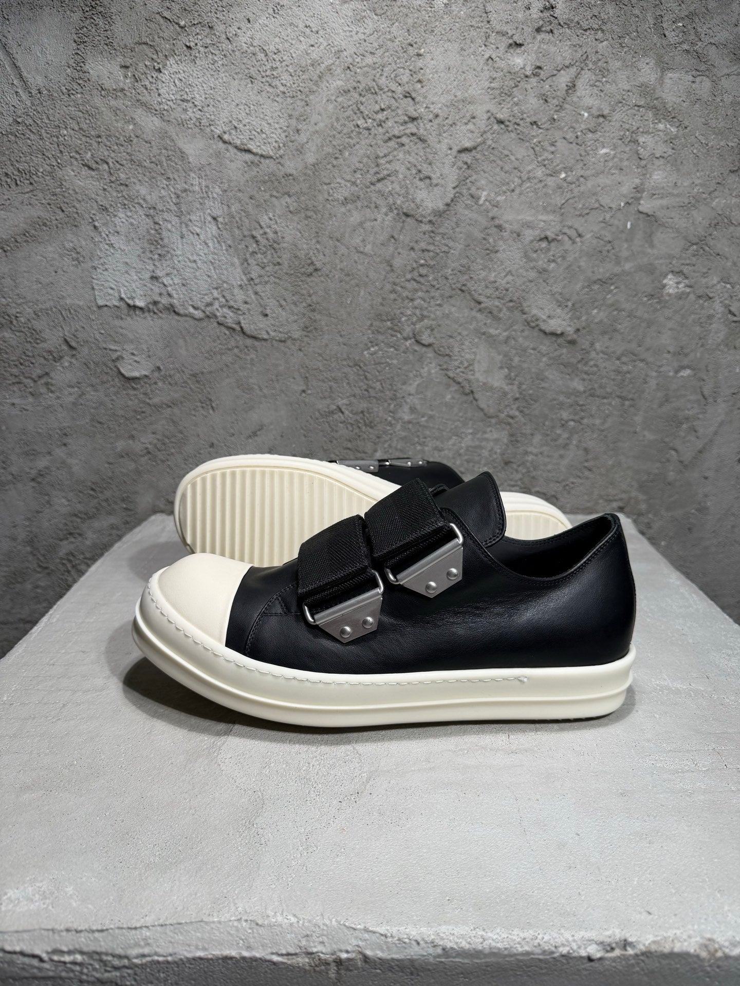 Casual Shoes