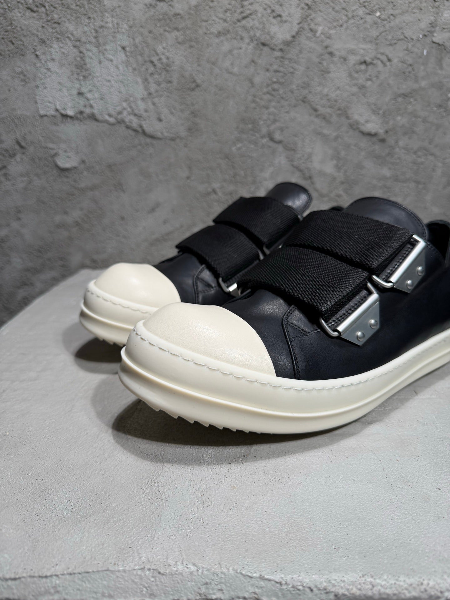 Casual Shoes