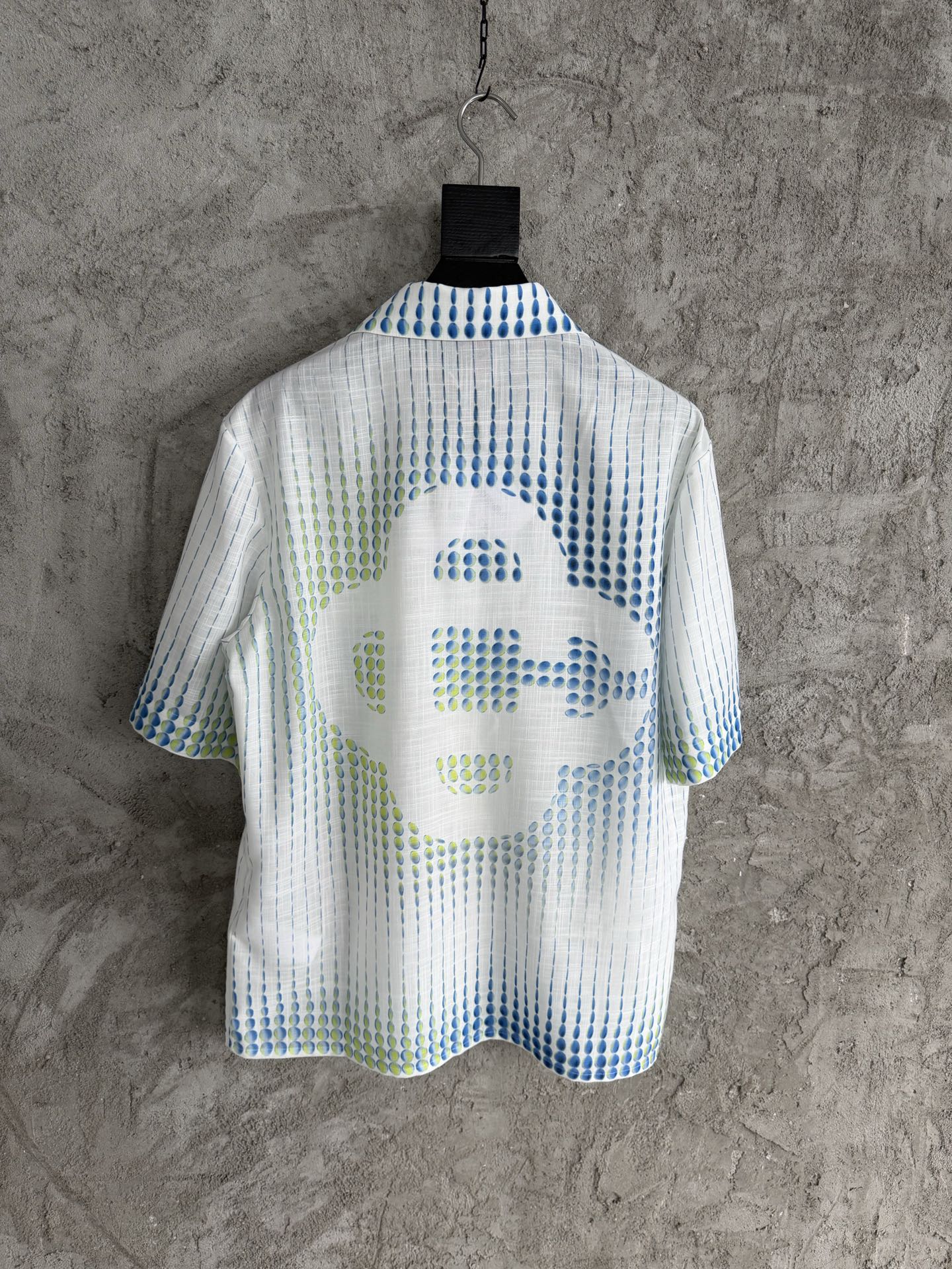 Short sleeve shirt