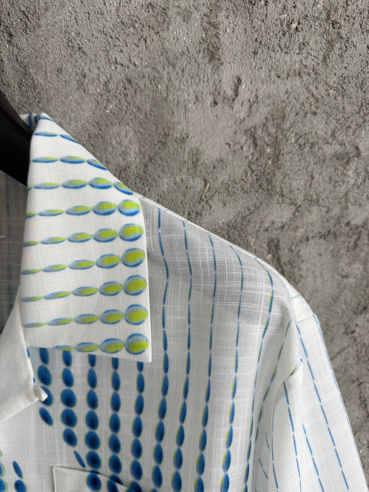 Short sleeve shirt