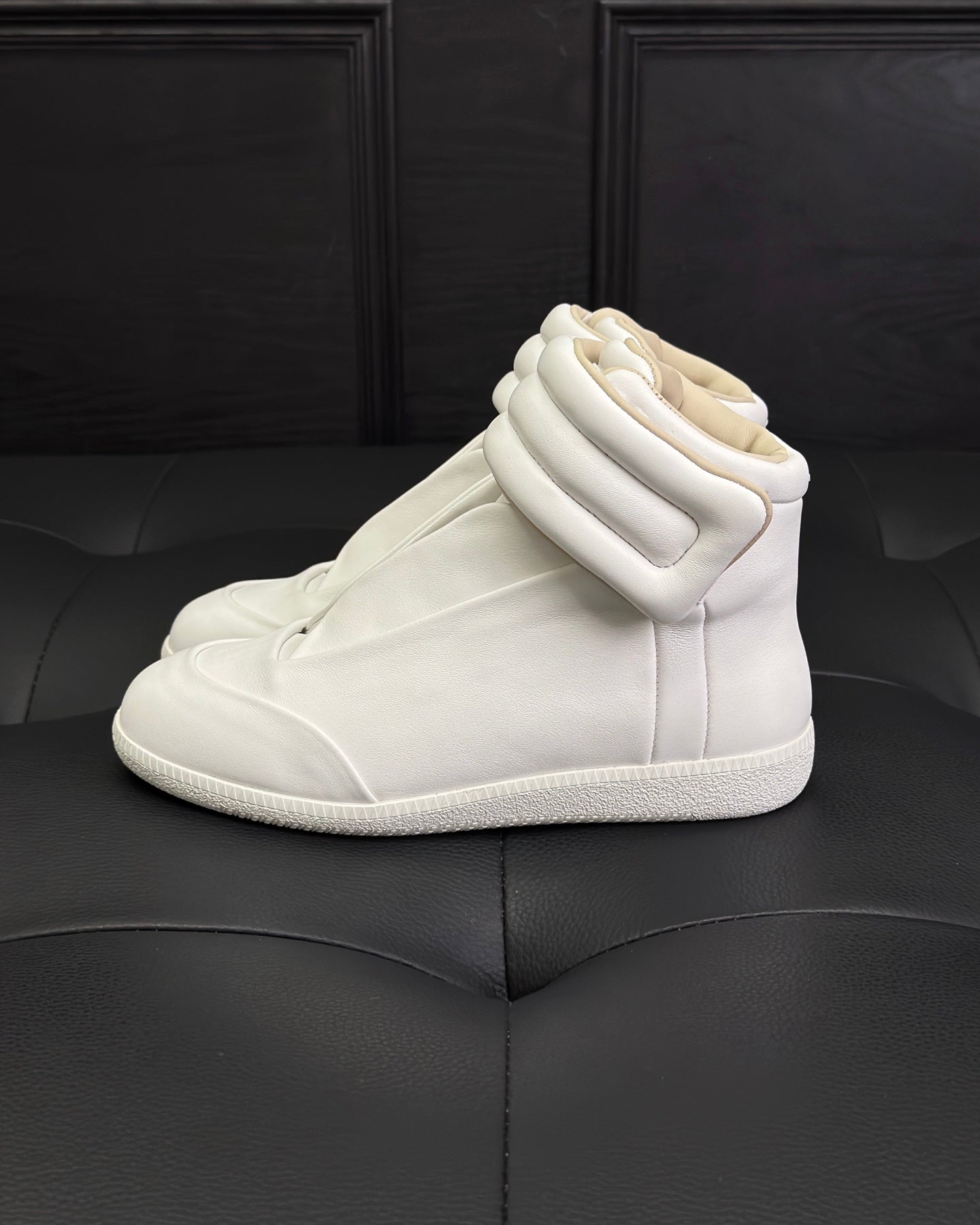 High-top Sneakers