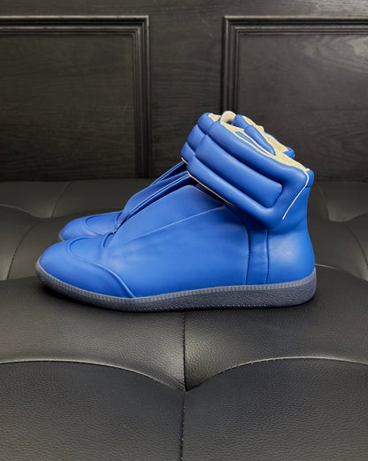 High-top Sneakers