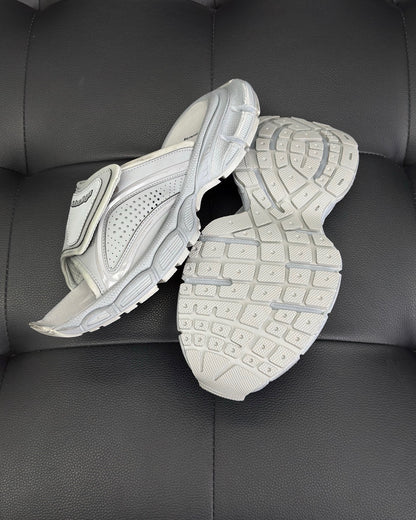 Slipper