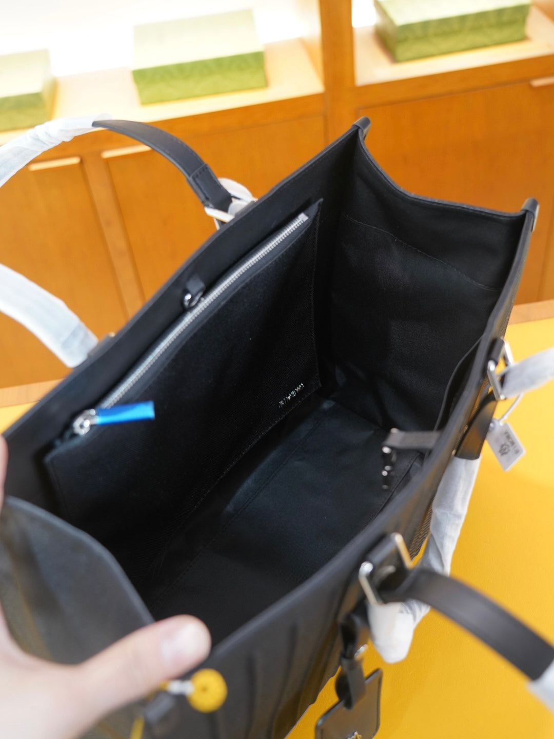 Handbag