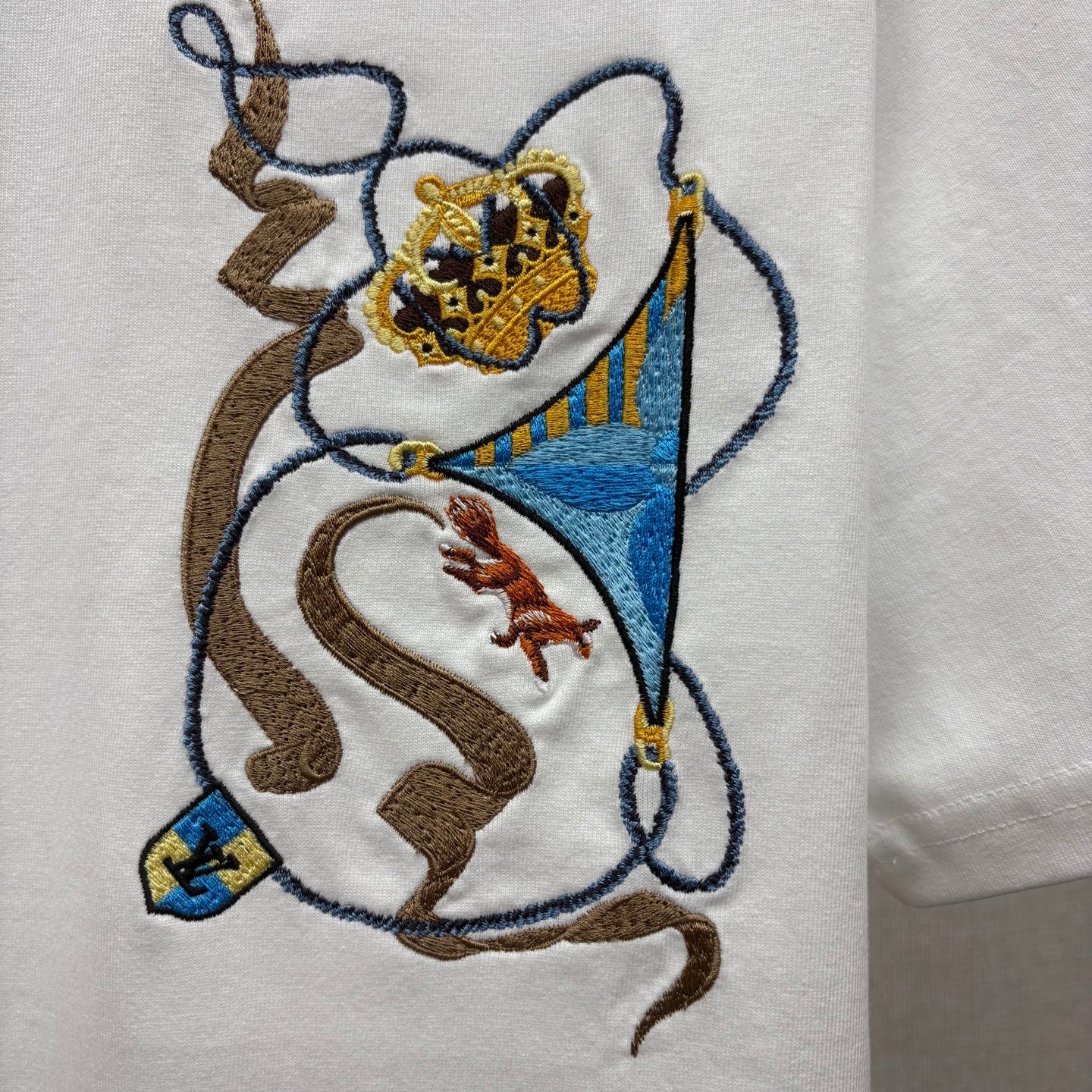T-shirt