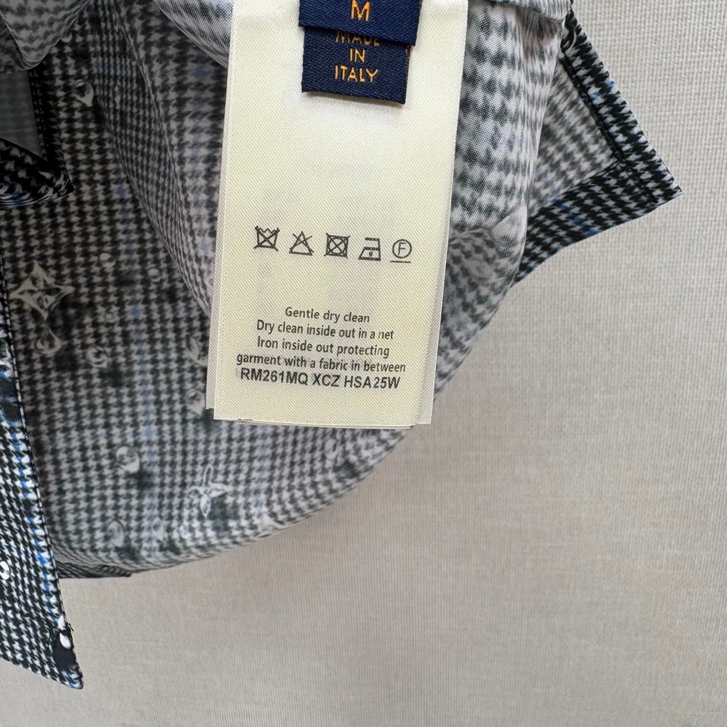 Short sleeve shirt