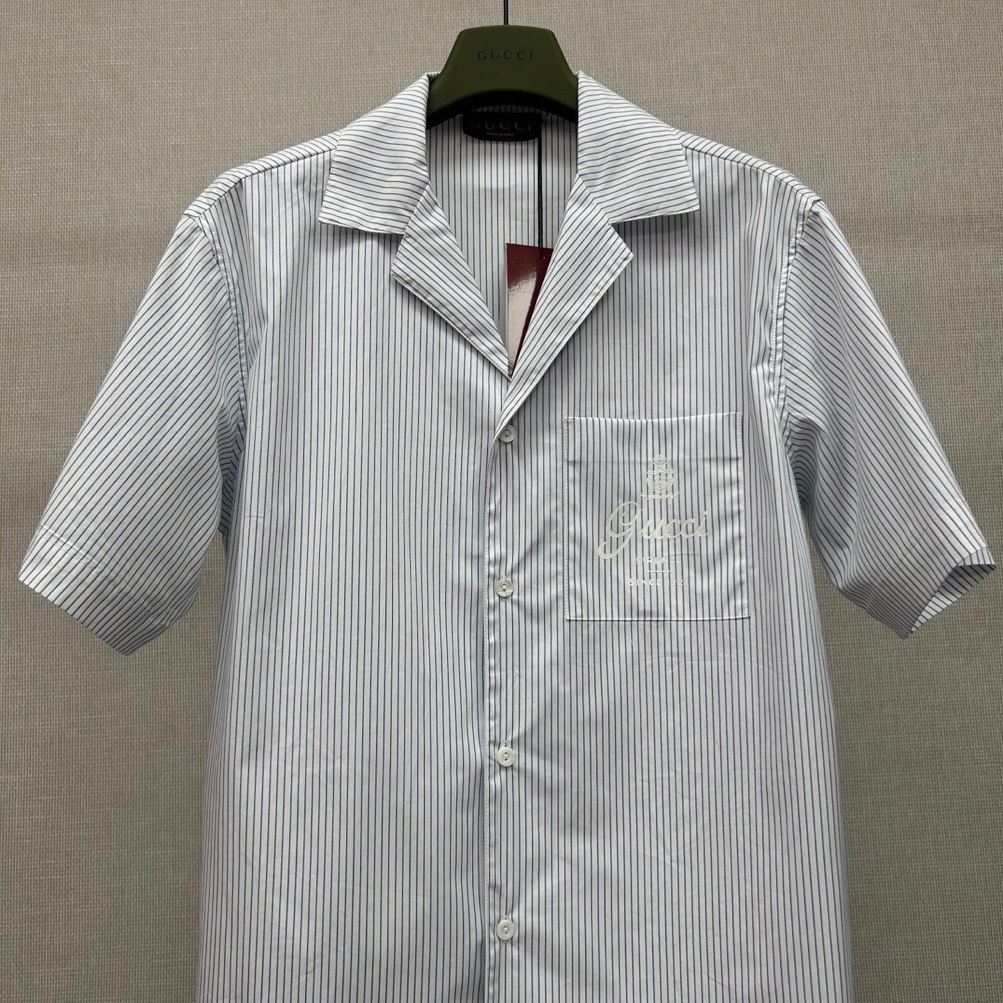 Short sleeve shirt
