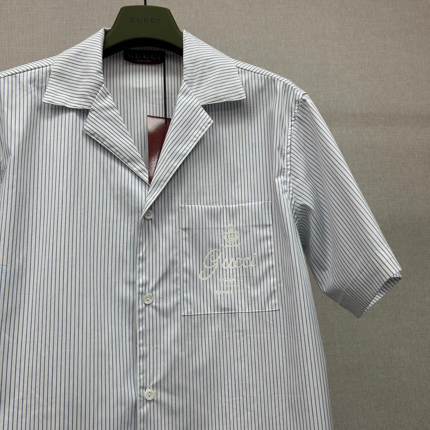Short sleeve shirt