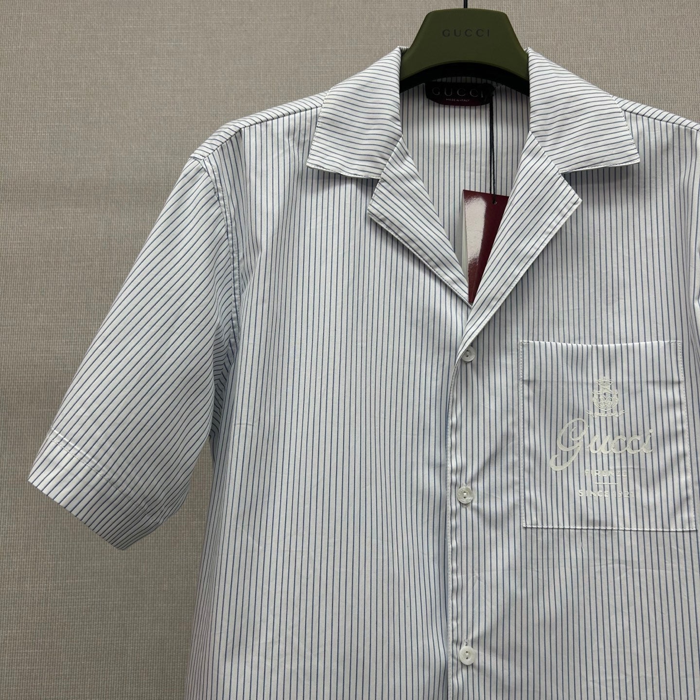 Short sleeve shirt