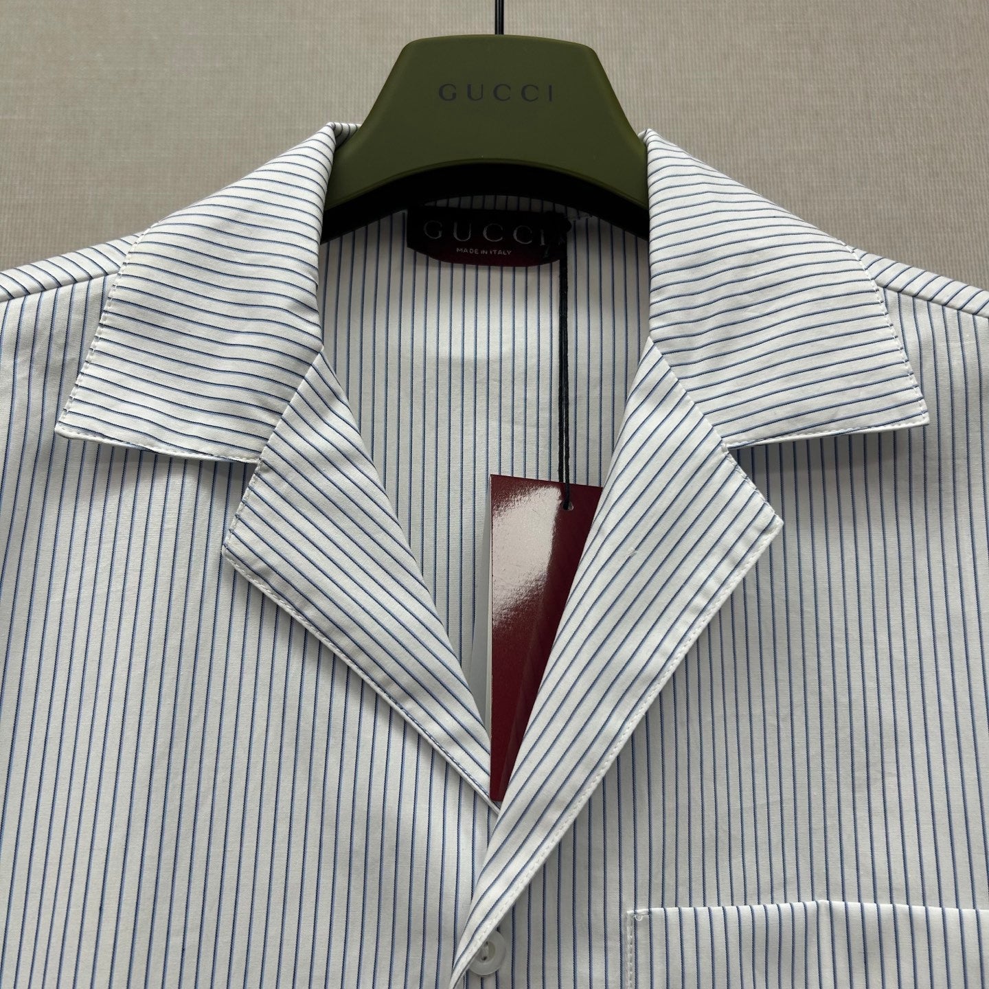 Short sleeve shirt