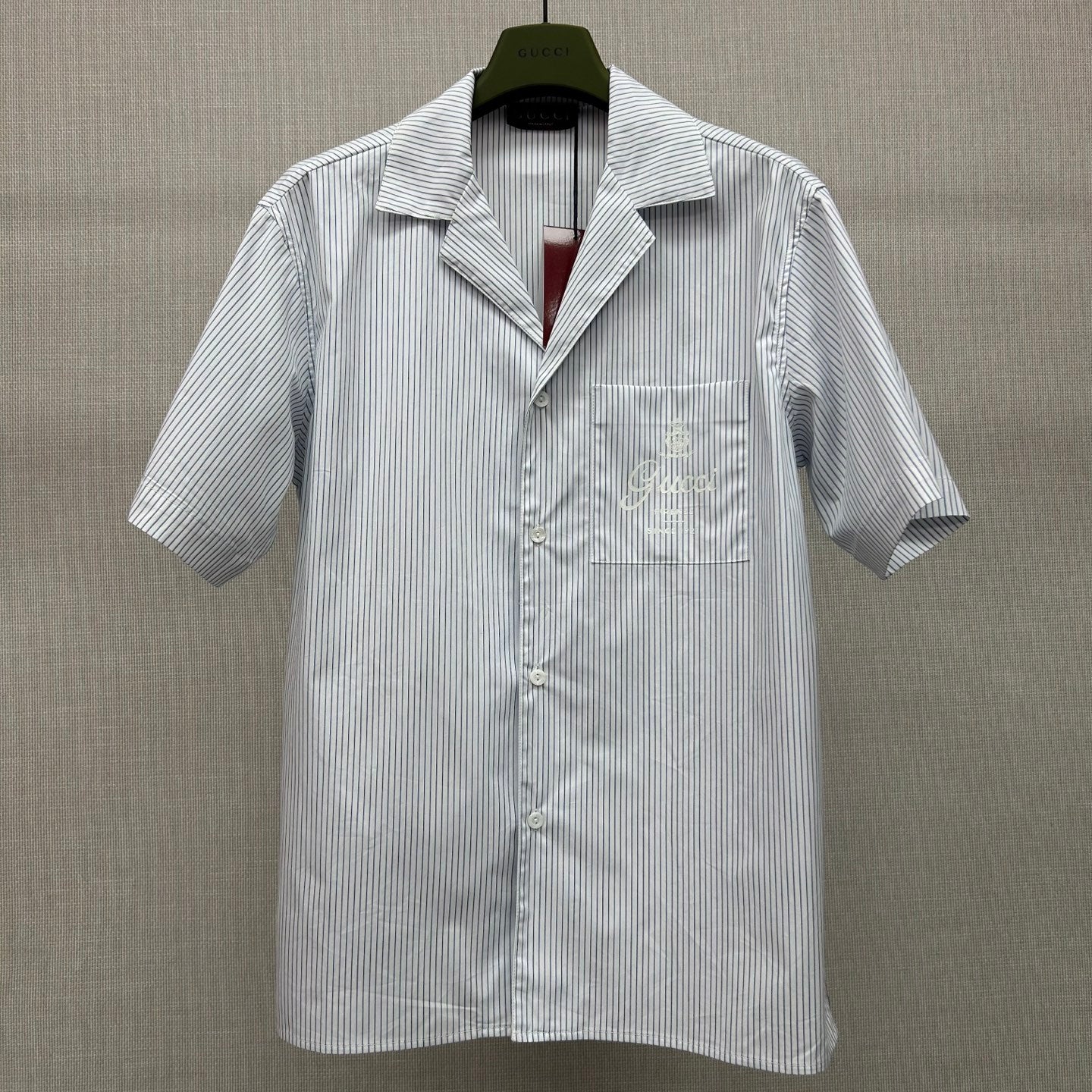 Short sleeve shirt