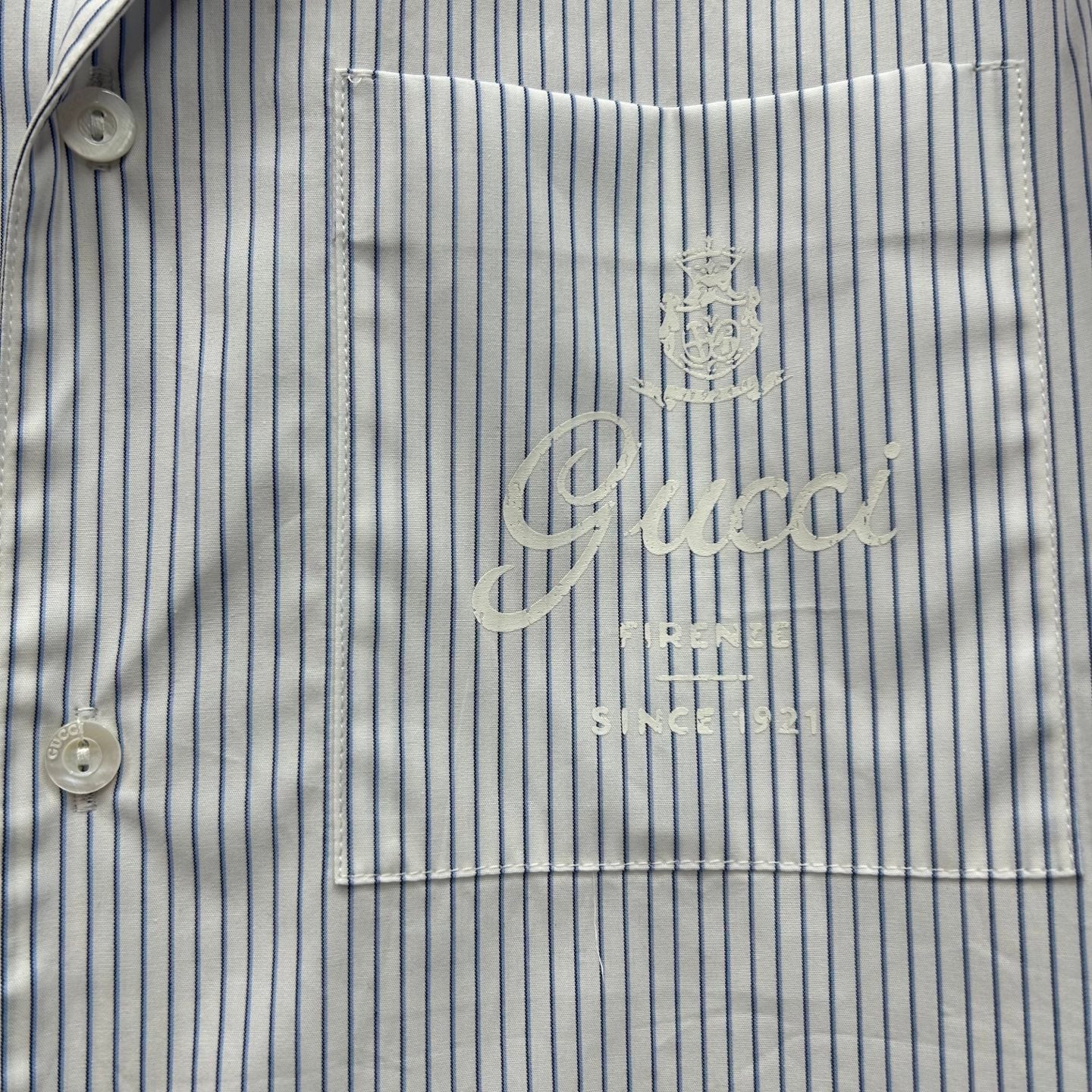 Short sleeve shirt