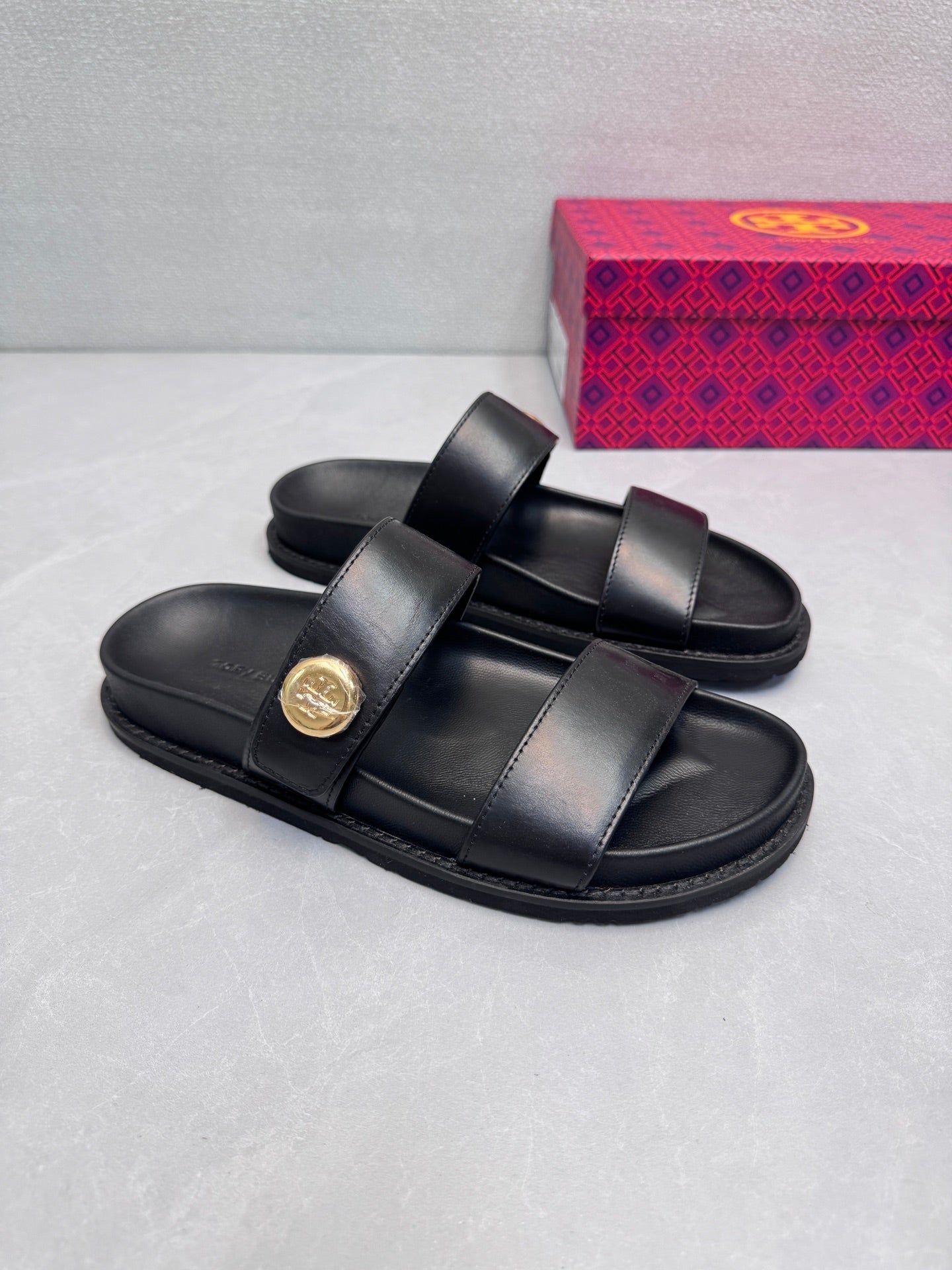 Slipper