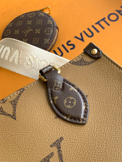 Shoulder Bag