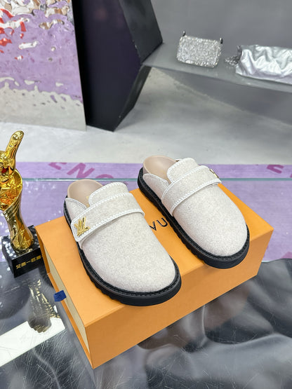 Slippers
