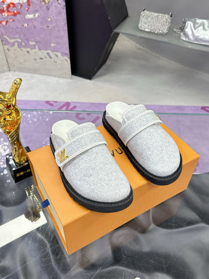 Slippers