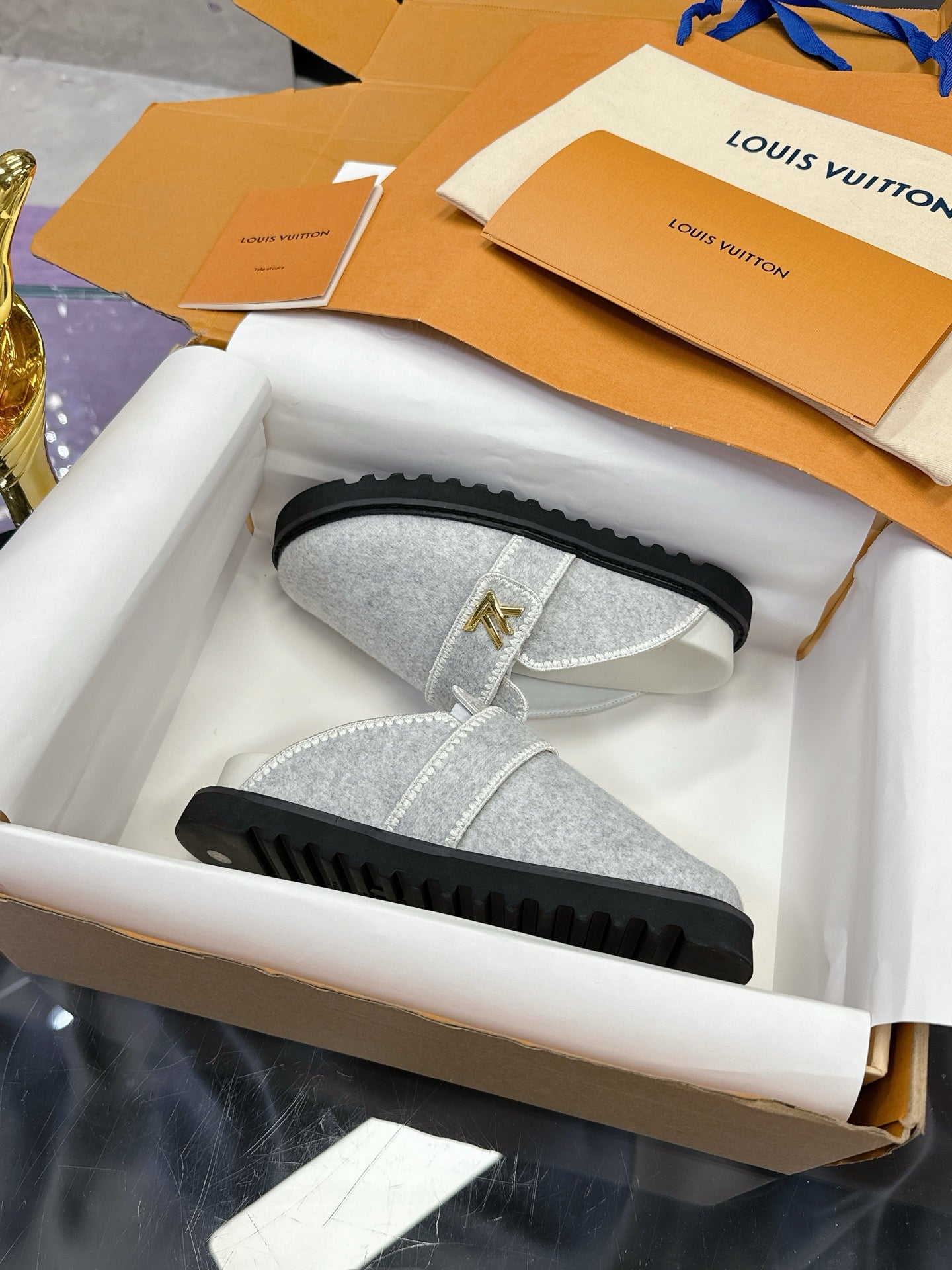 Slippers