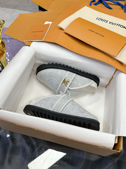 Slippers