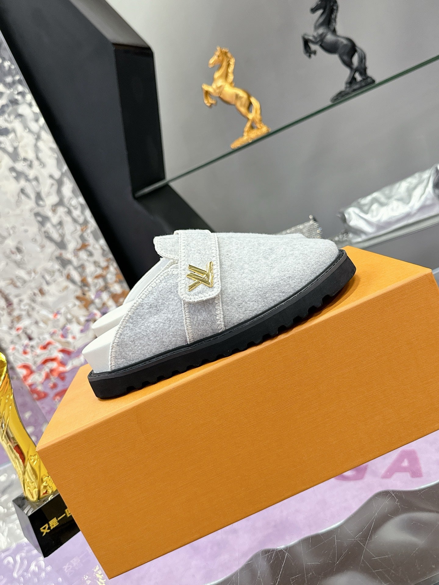 Slippers