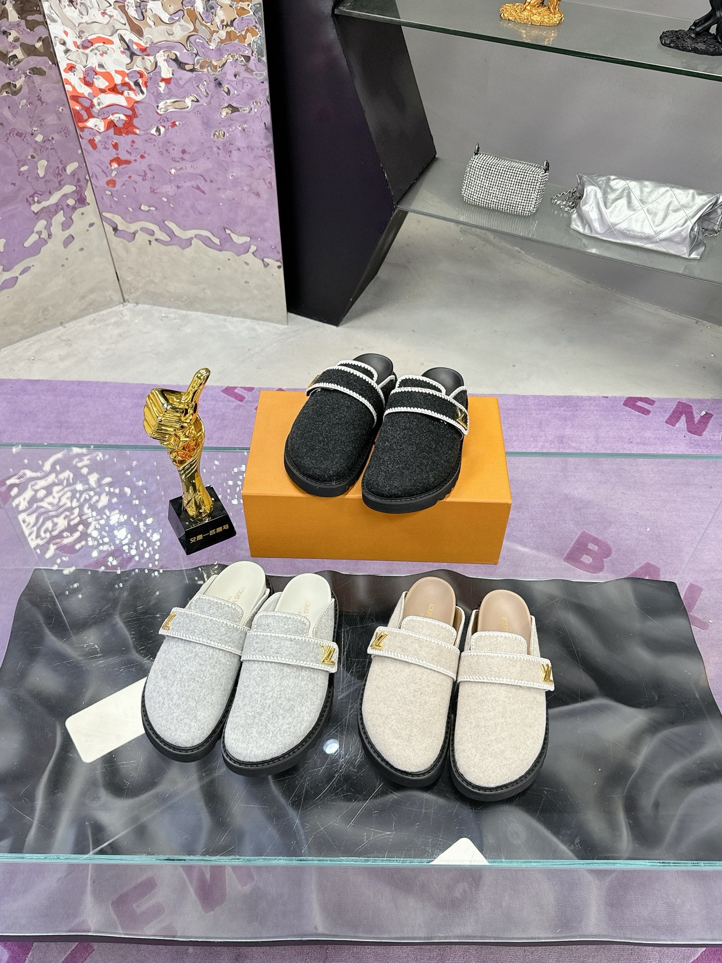 Slippers